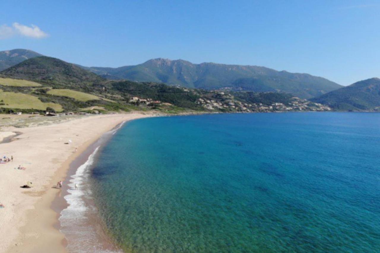 Appartement Central Avec Tres Jolie Vue Ajaccio  Kültér fotó